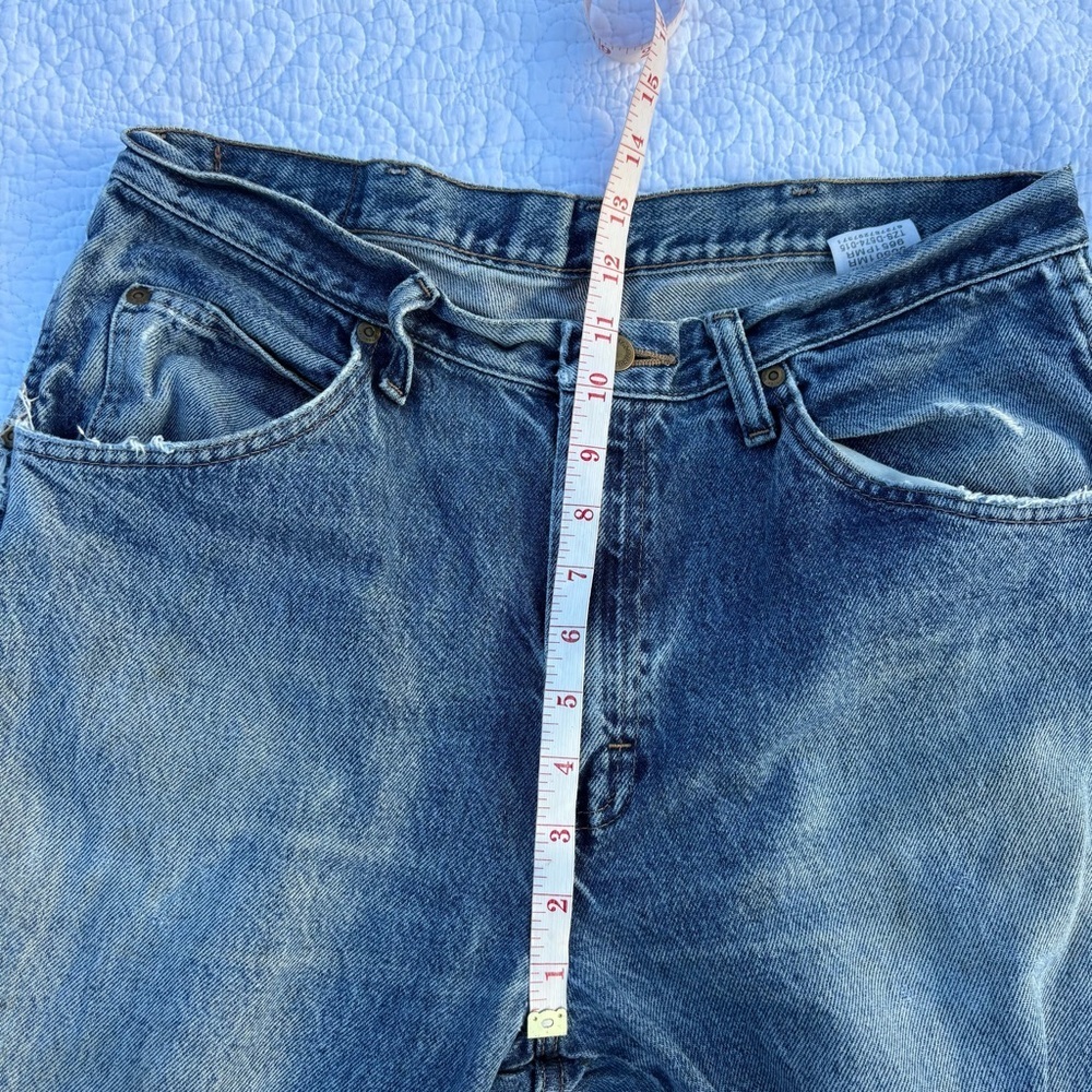 Vintage Distressed Wrangler Jeans | Tagged Men’s 34x32 | Fits Women’s 10/12 - Picture 4 of 16